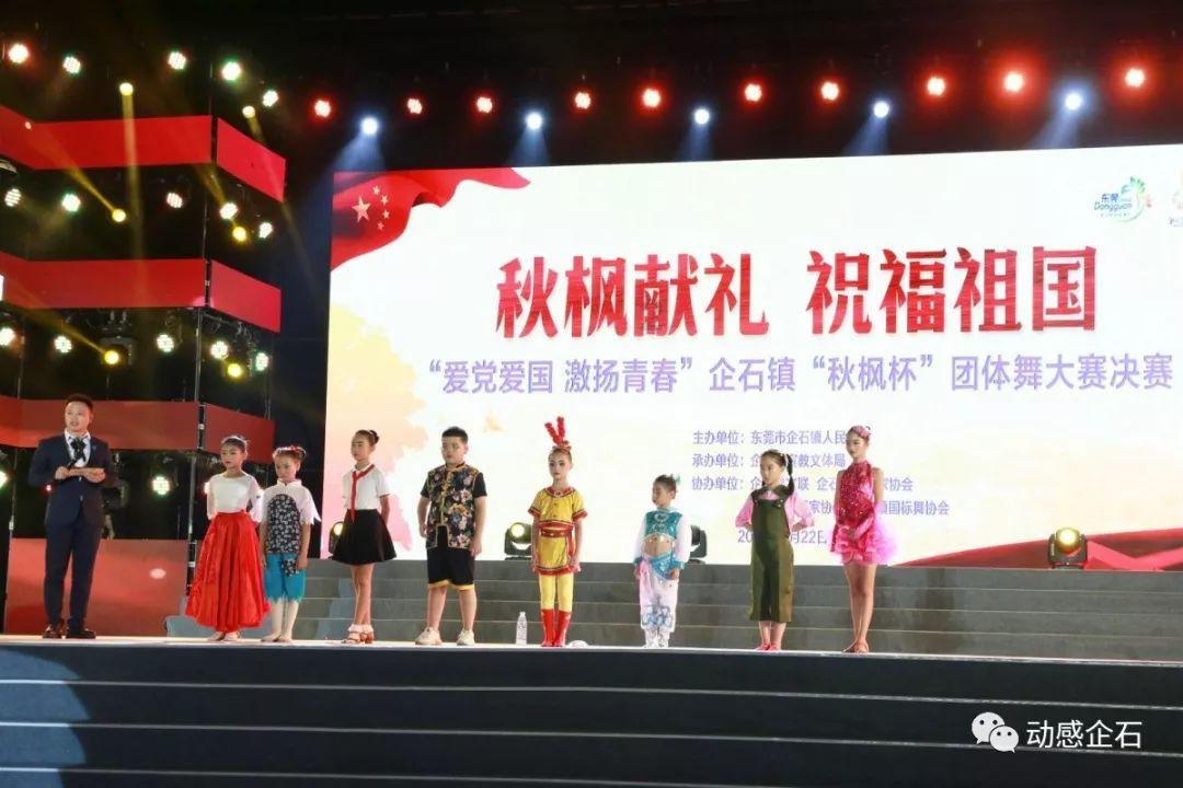 美容师证都考啥啊 美容师证需要复审吗